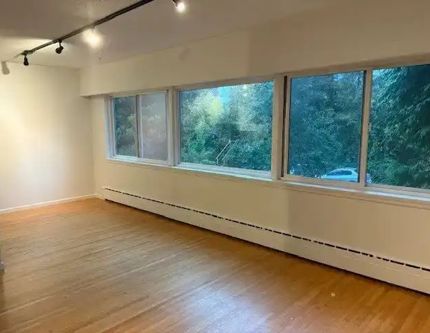 Large One Bedroom + Flex (could be a second bedroom) Lower Lonsdale | 369 West 4th Street, North Vancouver - Photo 1