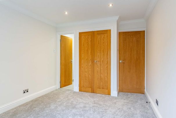 2 bedroom maisonette to rent - Photo 1