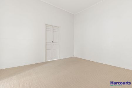 2/55 Mitchell Street, North Ward - Photo 2