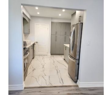 For Lease - 812 Tanager Avenue, Burlington, Ontario - Photo 1