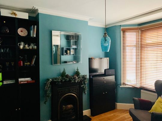 2 Bed Terraced House, Tennyson Road, E15 - Photo 1