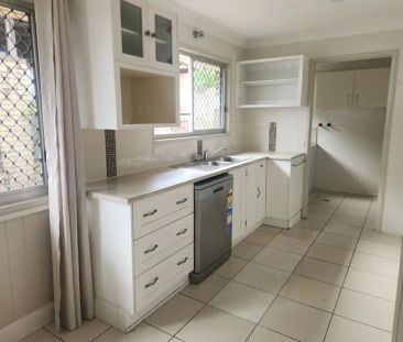 “Convenient Location | Modern Comforts | Spacious Corner Bloc” - Photo 6