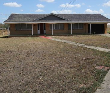 Excellent 3 Bedroom Home - Photo 4