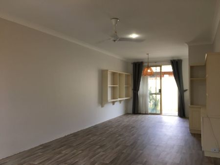 Low Maintenance Unit - Photo 2