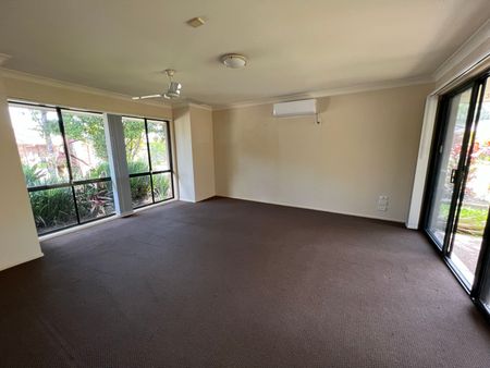 1 Swansdale Close, 4211, Nerang Qld - Photo 2