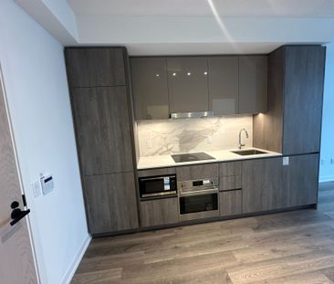 For Lease - 8 Interchange Way Unit# 4105, Vaughan, Ontario - Photo 5