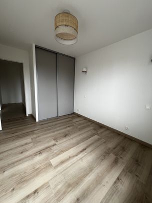 Location Appartement 2 pièces 56m² NEUFCHATEL EN BRAY 76270 - Photo 1
