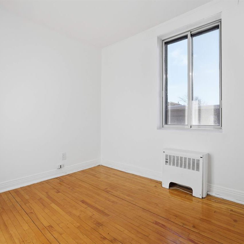 3 CH - 1 SDB - Montréal - $1,800 /mo - Photo 1