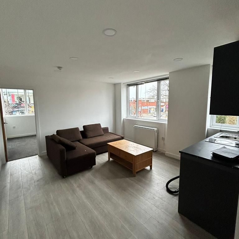 1 bedroom flat to rent - Photo 1