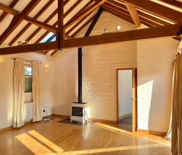 2 bedroom Two Bedroom Property to rent - Photo 1