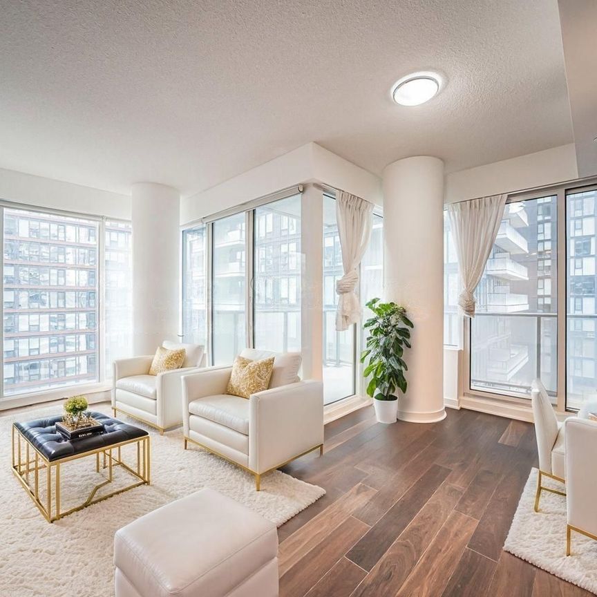 For Lease - 125 Blue Jays Way Unit# 2102, Toronto, Ontario - Photo 1