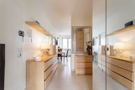 Do wynajęcia gustowny apartament blisko metra - Zdjęcie 5