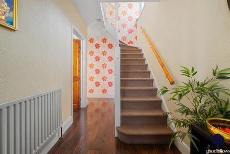 3 bedroom semi-detached house to rent - Photo 4