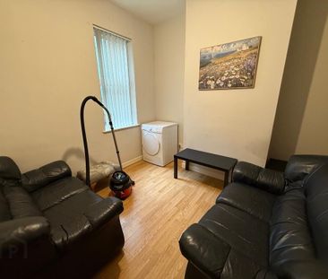 Westminster Street, Room 2, All Bills Included, Belfast, BT7 1LA - Photo 2