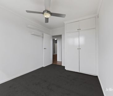 Freshly Renovated Ground-Floor Gem with Spacious North-Facing Court... - Photo 1