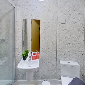 217 Ilkeston Road, NG7 3FX, NOTTINGHAM - Photo 3