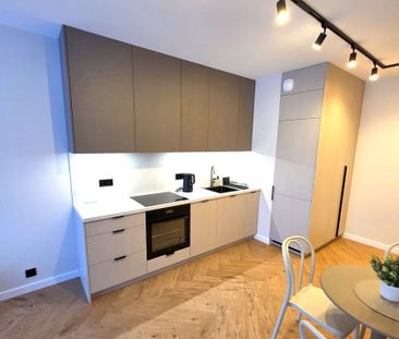 Warszawa, Włochy, Aleje Jerozolimskie - Photo 6