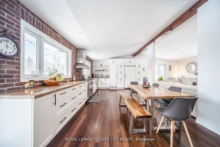 For Lease - 5 Glenn Court, Caledon, Ontario - Photo 2