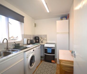 1 bedroom flat to rent - Photo 4