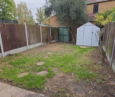 2 bedroom detached house to rent - Photo 4