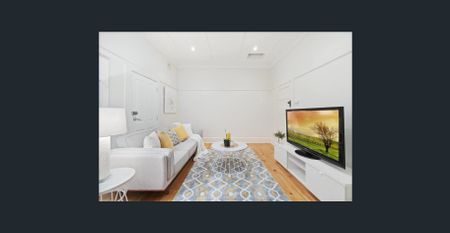 Single Level Home...Stroll To Chatswood - Photo 3