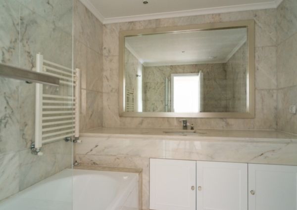 Apartamento T4 em Lisboa