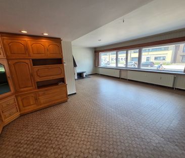 Uitzonderlijk ruim appartement met 4 slaapkamers, bureau en dubbele... - Photo 3