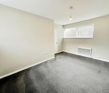 Fife Street, Deckham, Gateshead - Photo 2