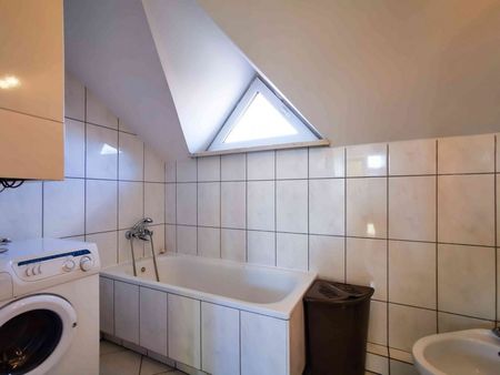 Wynajem 54m2, 1500zł + czynsz 400 zł + MEDIA Częstochówka-Parkitka - Zdjęcie 2