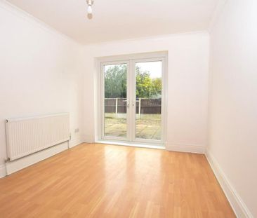 3 bedroom house to rent - Photo 2