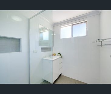 2/76 Michael Street, Jesmond, NSW 2299 - Photo 5