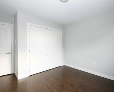 137, 145 & 149 Walker Ave — 1 Bedroom - Photo 4