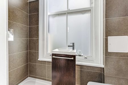 Warrington Crescent, Maida Vale, London, W9 1EH - Photo 5