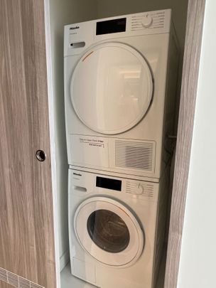 For Lease - 95 Mcmahon Drive Unit# 1803, Toronto, Ontario - Photo 1