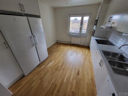 Hemrydsgatan 4 D - Photo 2