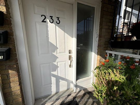 #Unit 1 - 233 Pannahill Road – Toronto C06, Ontario - Photo 1