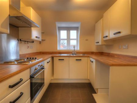 2 bedroom flat to rent - Photo 5