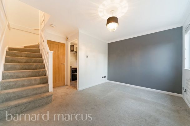 Ruxley Mews - Photo 1