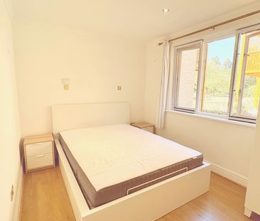 Beautifully Presented Two Bedroom Flat to Let near Botanical Garden... - Photo 2