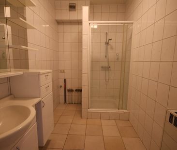 Ruim appartement met zicht op het Europaplein! - Photo 5