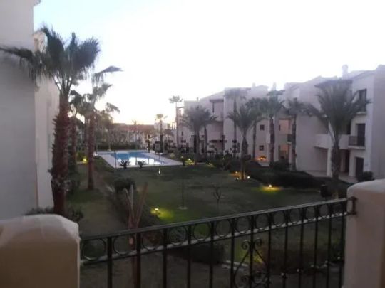 Alquiler de piso en Avenida del Golf - Photo 1