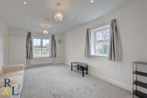 5 bedroom detached house to rent - Photo 1
