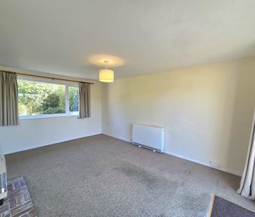 3 bedroom bungalow to rent - Photo 1
