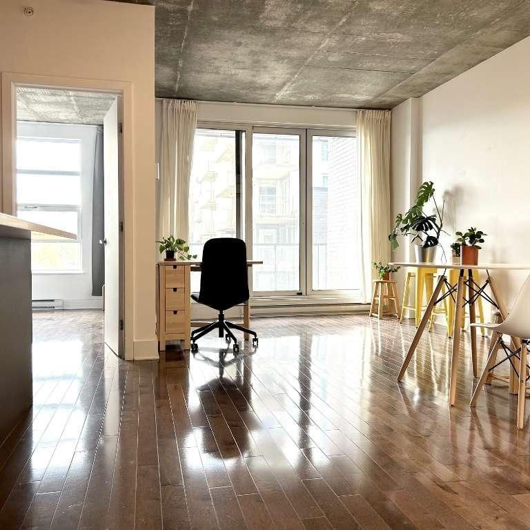 Condo 3 1/2 à Griffintown avec vue dégagée 1650$/mois - 1 MOIS GRATUIT - Photo 1
