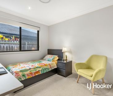 27 Pressland Street, Carseldine QLD, Belconnen - Photo 5