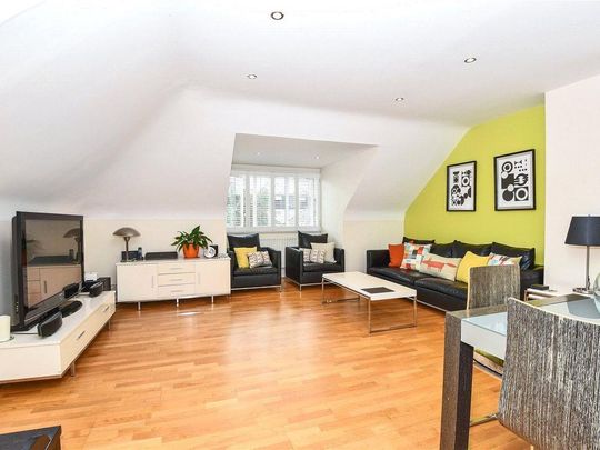 2 bedroom flat to rent - Photo 1