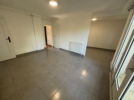 Location Appartement 2 pièces 62m² LOOS 59120 - Photo 4