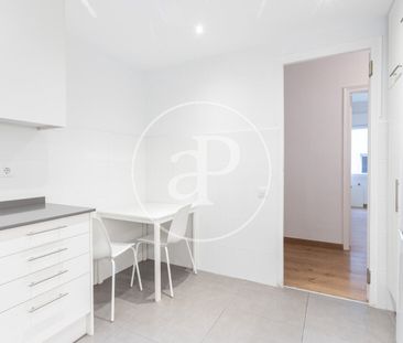 Apartment for rent in Gran de Gracia - Photo 5