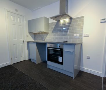Apartment to rent in Flat 2, Cheshire Cheese Apartments, High Stree... - Photo 6