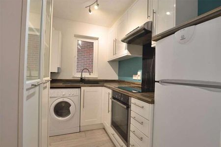 Green Lane, Redhill, Surrey, RH1 - Photo 4